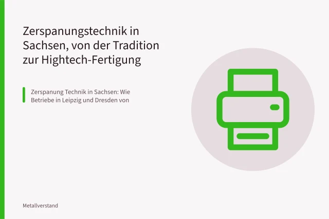 CNC-Zerspanungsmaschine zerspant Metallwerkstück mit Spänen und Kühlmittel